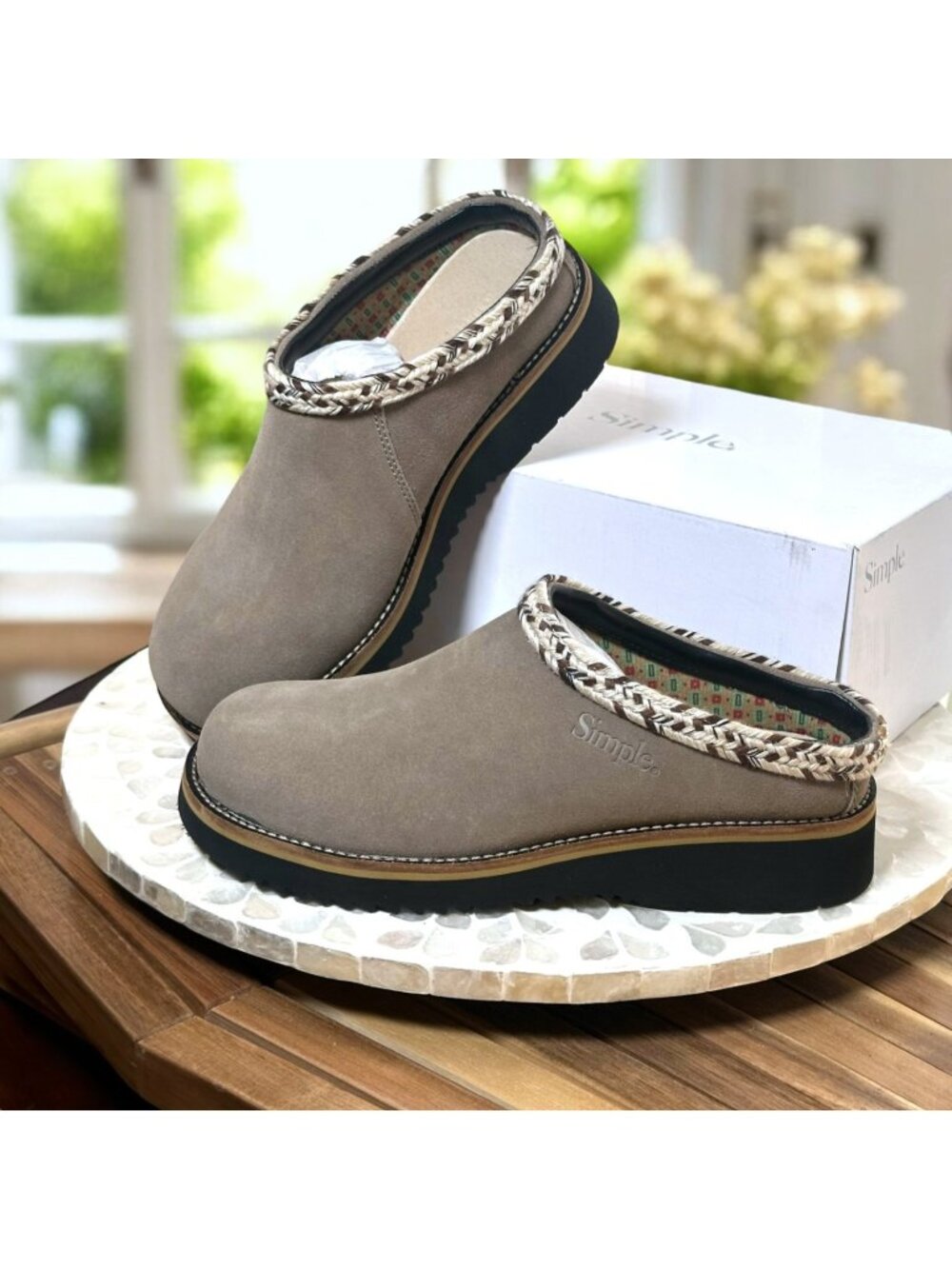 Simple $149 Leather Clog Mules Women’s 8 Men’s 6 Slip-On Boho Comfortcore